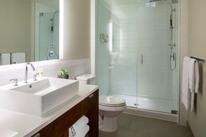 Room & Suite