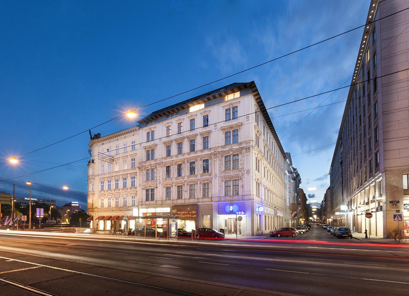 living-hotel-an-der-oper-au-222-2023-prices-reviews-vienna-austria-photos-of-apartment