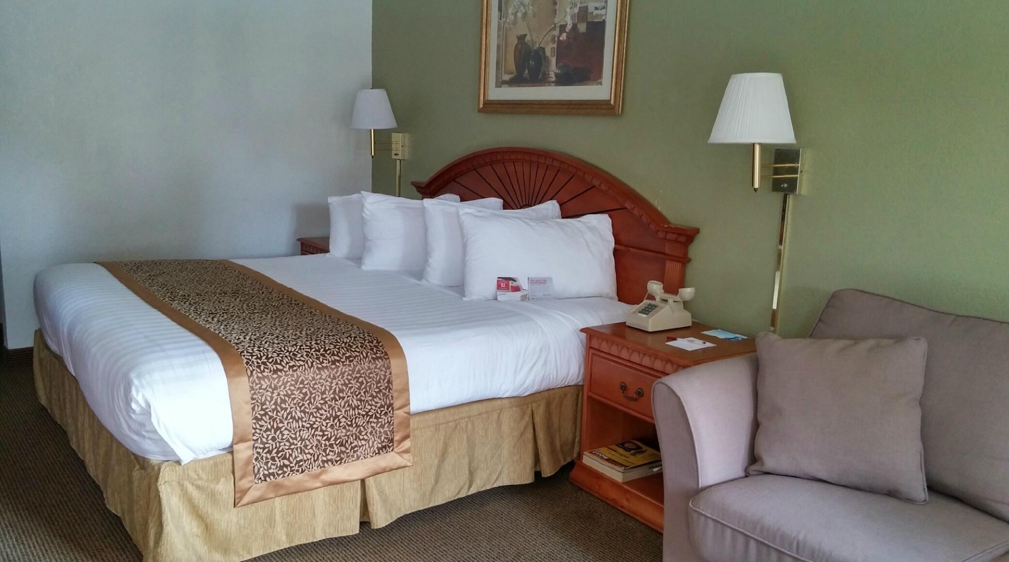 Hotel photo 26 of Ramada by Wyndham Temple Terrace/Tampa North.
