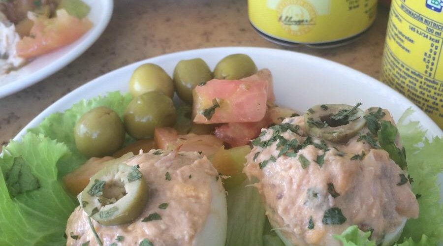 Huevos Rellenos