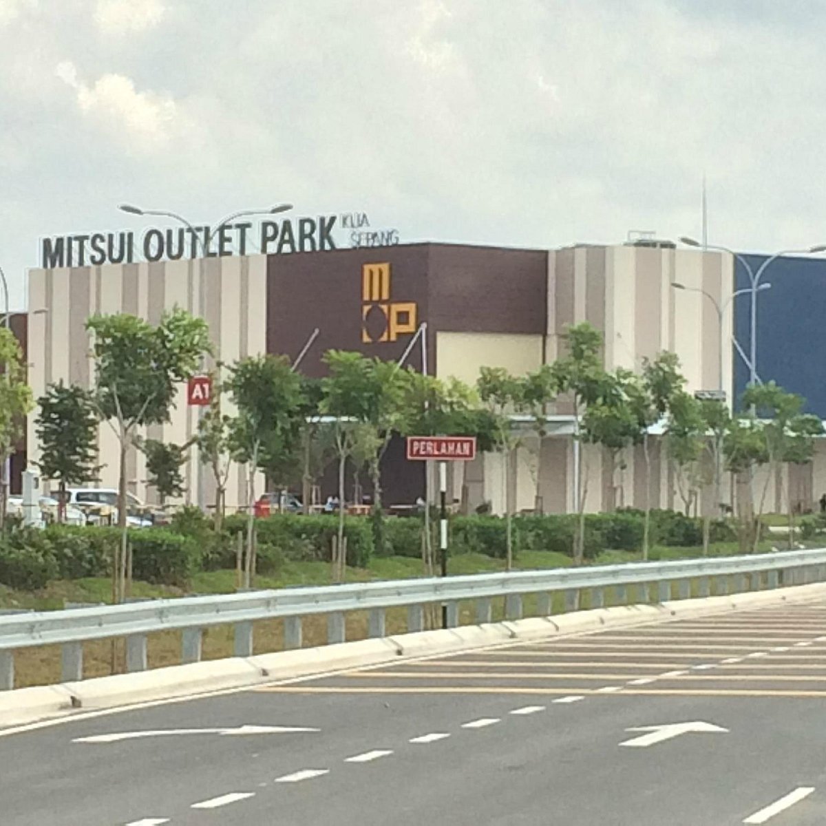 Mitsui outlet promotion 2021