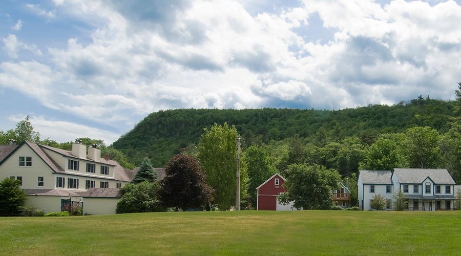 Inn at Ellis River Landscape