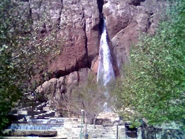 Semirom Waterfall image