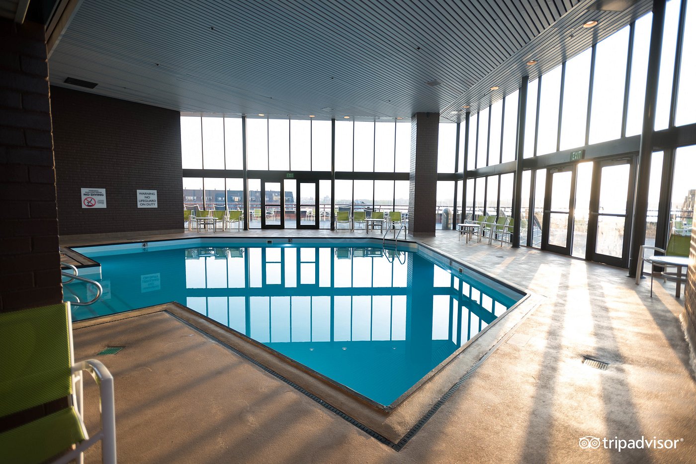 Boston Marriott Long Wharf Pool Pictures & Reviews Tripadvisor