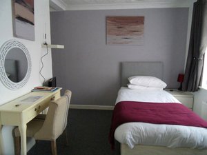 Room & Suite