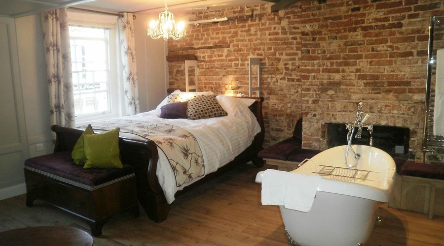 Delux room with slipper bath
