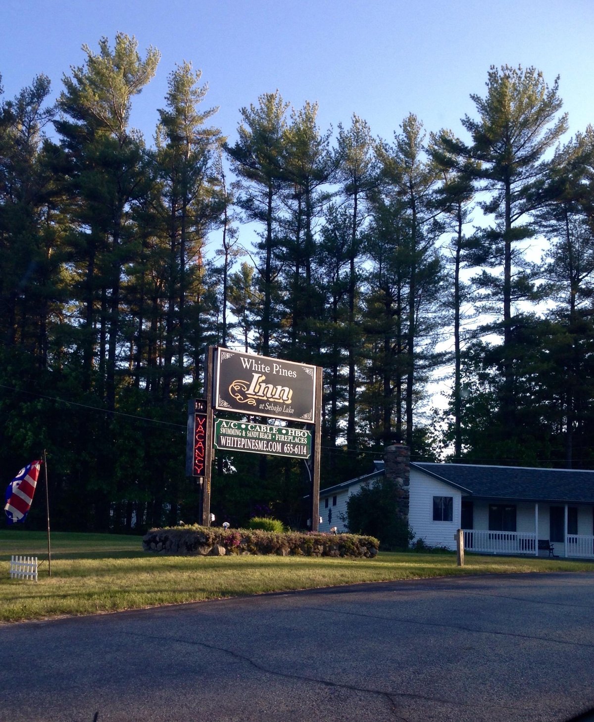 WHITE PINES INN - Reviews (Raymond, Maine)