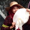 Ayu R