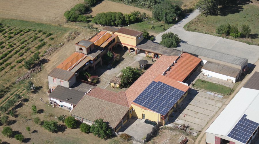 agriturismo visto  dal'alto