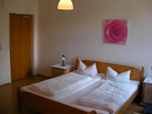 PENSION STOI - Prices & Guest house Reviews (Innsbruck, Austria)