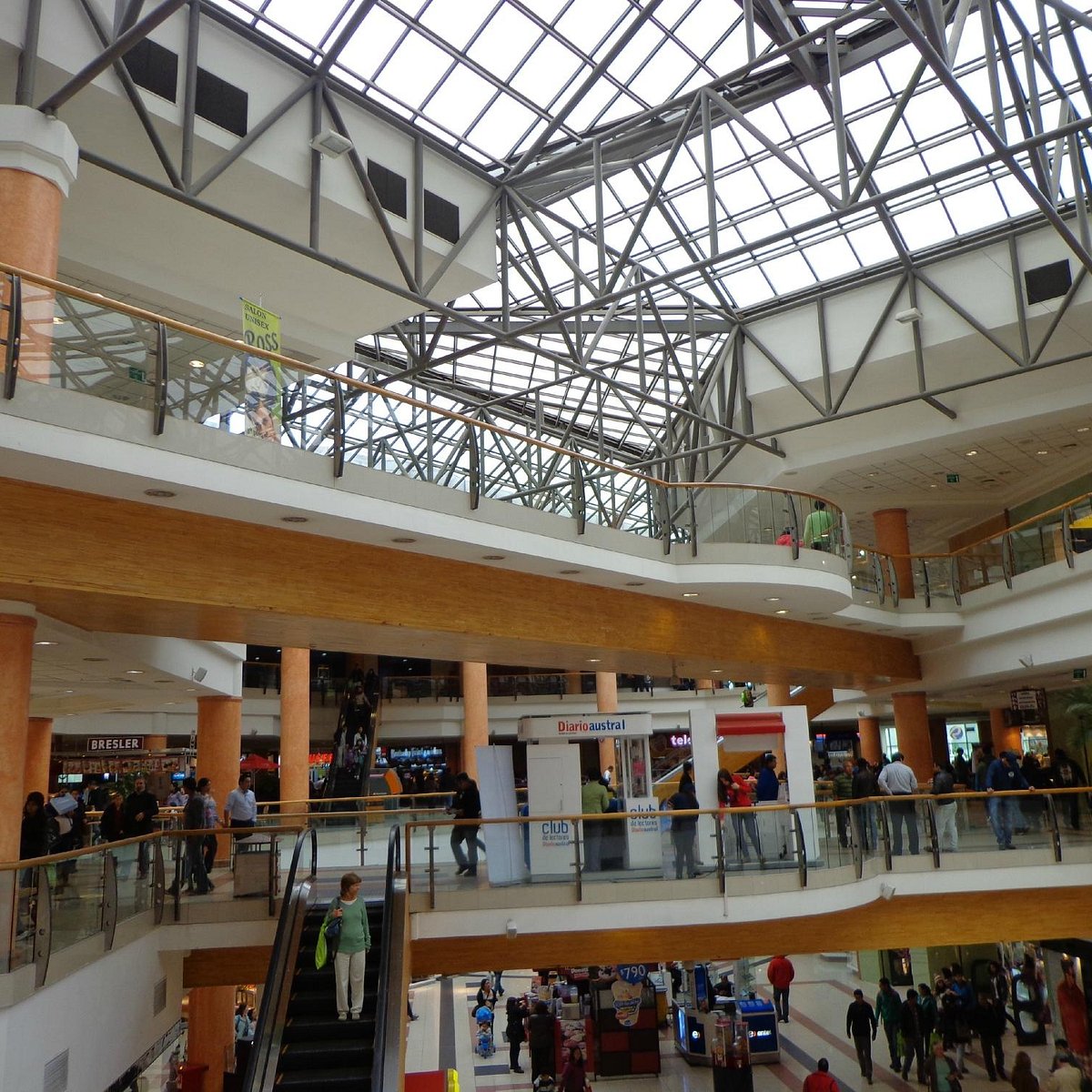 Plaza mall. Чили торговый центр.