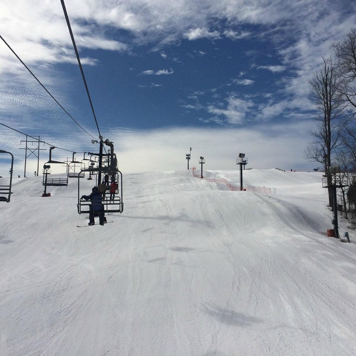 Paoli peaks ski resort lodging