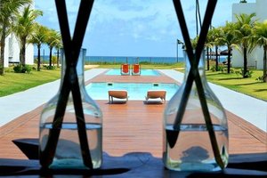 Piscina e praia