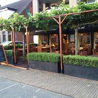 Intermezzo terras vooraan