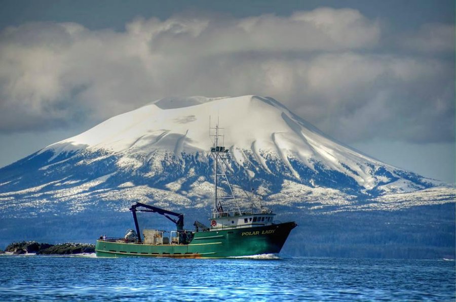 ROYAL DUTCH INN - Hotel Reviews (Dutch Harbor, AK)