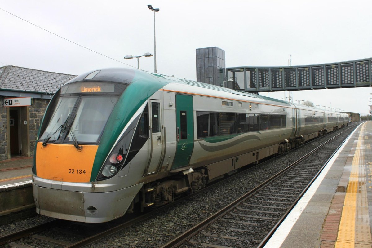 are dogs allowed on trains in ireland