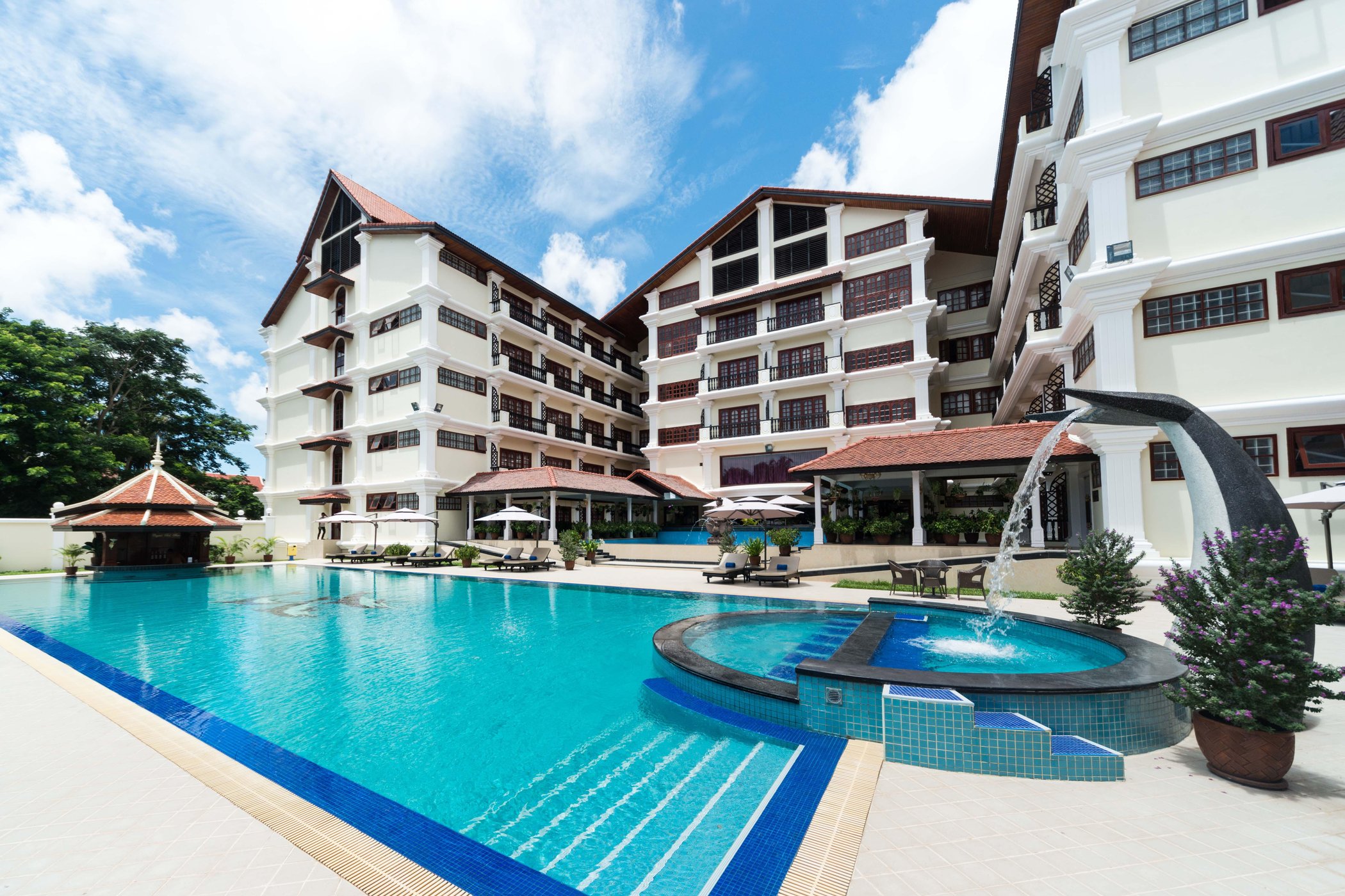 Regency Angkor Hotel by null