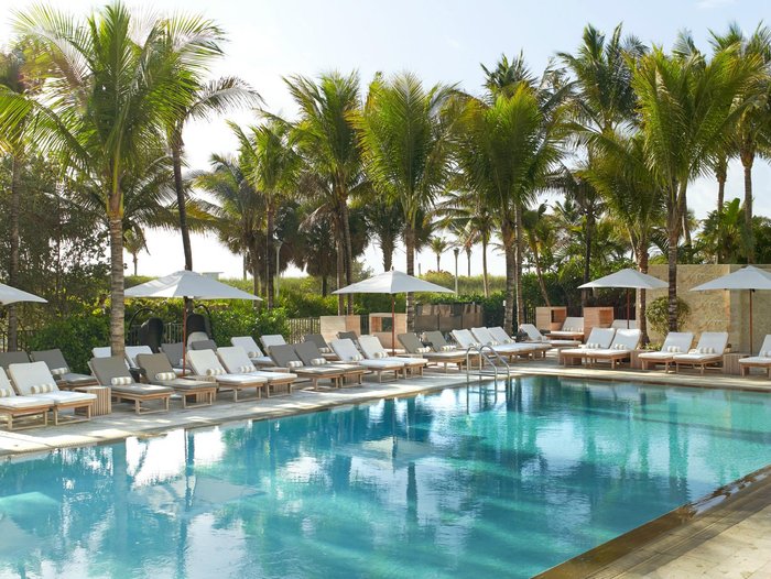 Tribute Portfolio Resort Royal Palm South Beach Miami Pool: Pictures ...