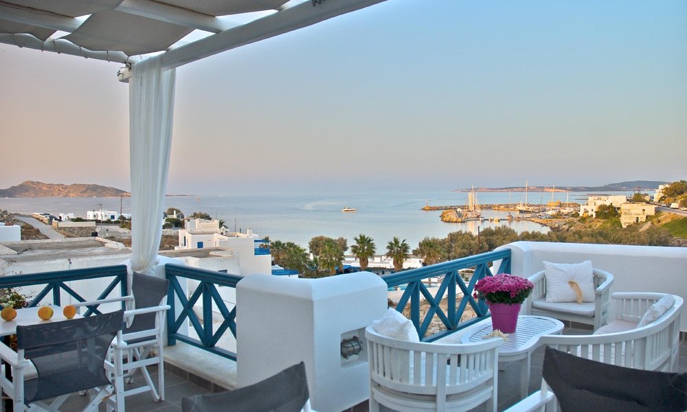 Alexandros Studios & Apartments