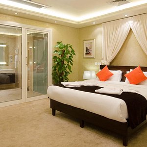 Presidential suite bedroom