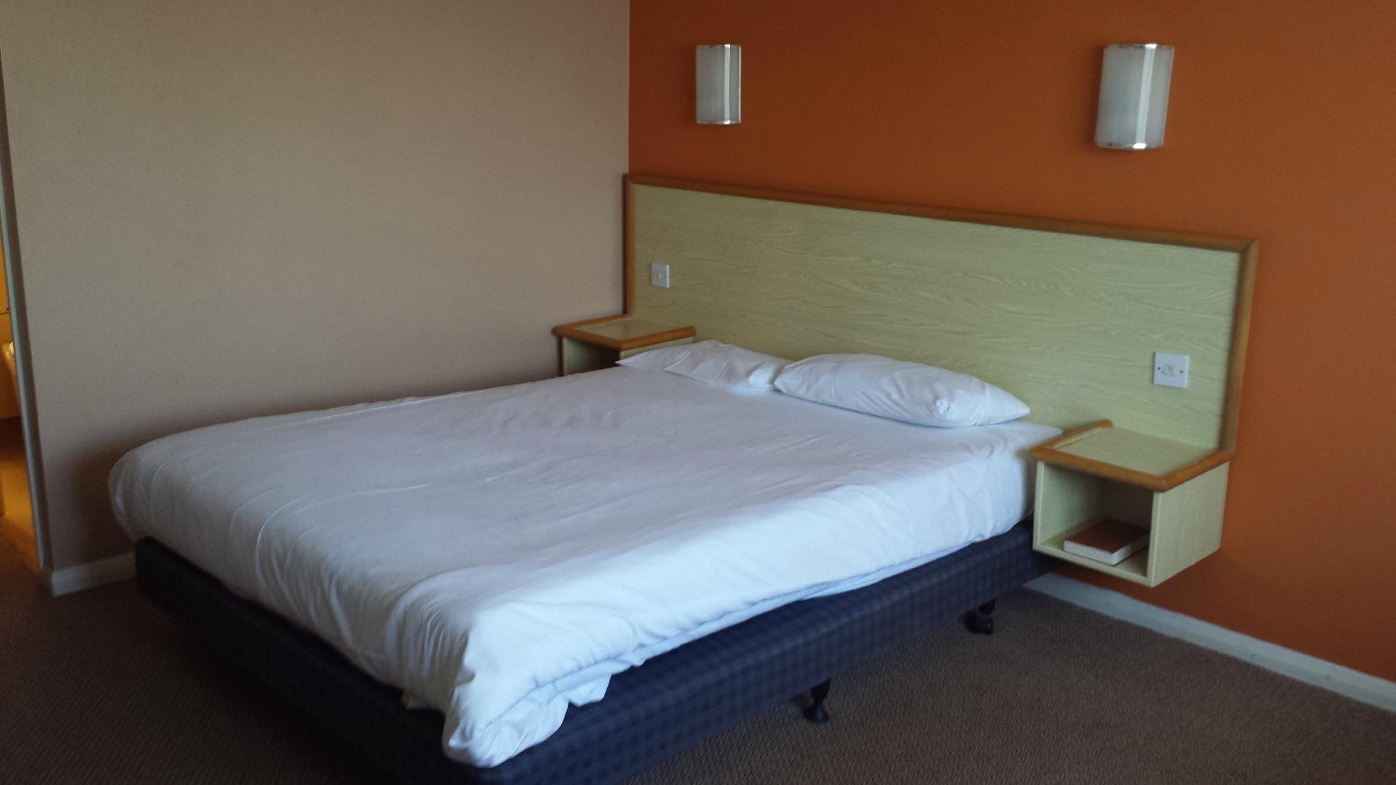 Hotel photo 12 of Redwings Lodge Baldock.