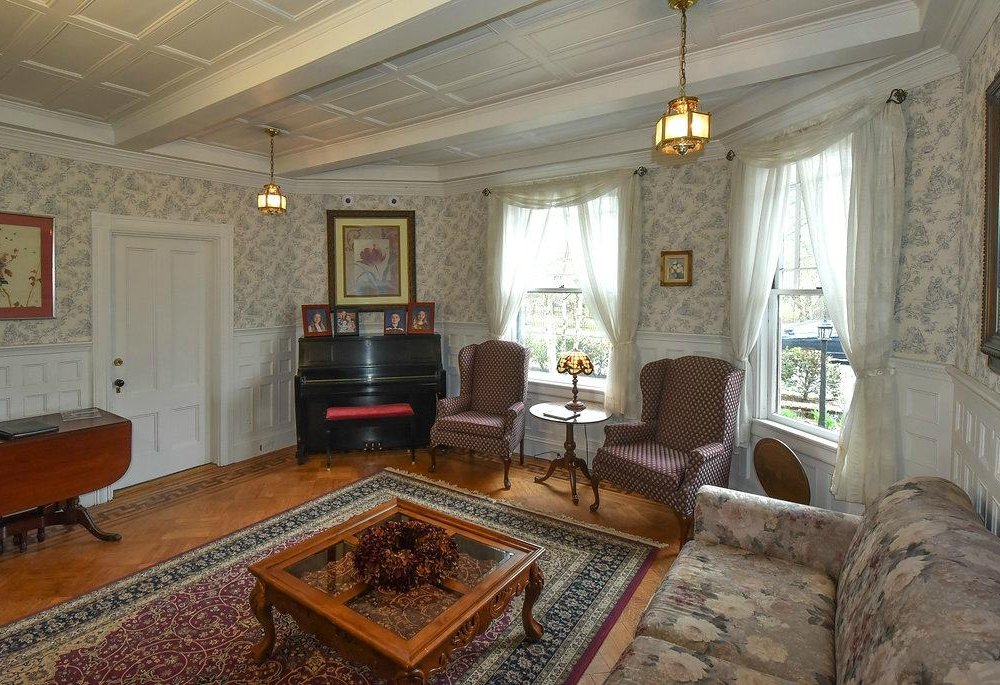 Saltair Inn Waterfront B&B by null