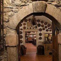 1645 data sull'arco all'ingresso del museo del rame Navarini
