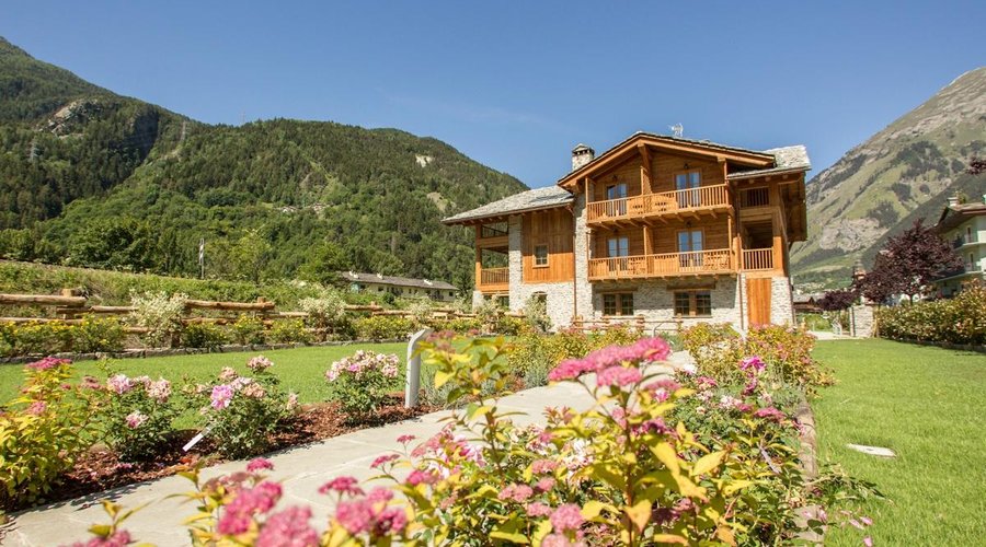 Hotel Les Montagnards Morgex Valle d'Aosta esterno