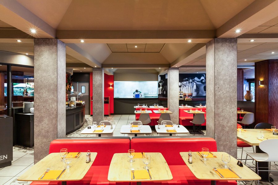IBIS DOUALA - UPDATED 2022 Hotel Reviews & Price Comparison (Cameroon