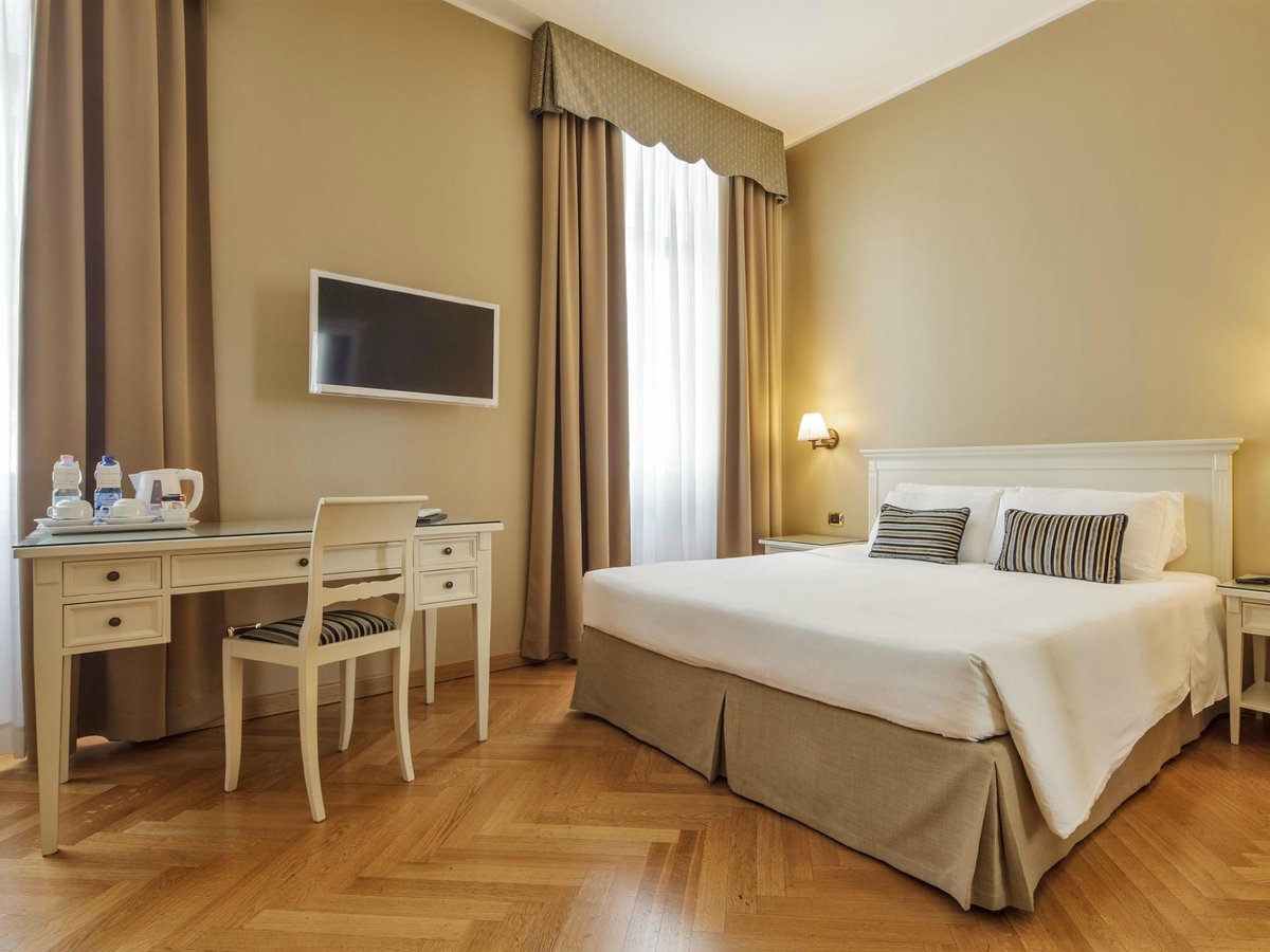 HOTEL CONTINENTALE $145 ($̶1̶8̶9̶) - Updated 2022 Prices & Reviews ...