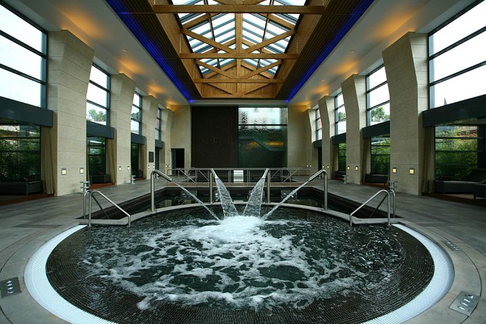 Hilton Vilamoura As Cascatas Golf Resort & Spa Pool Pictures & Reviews -  Tripadvisor