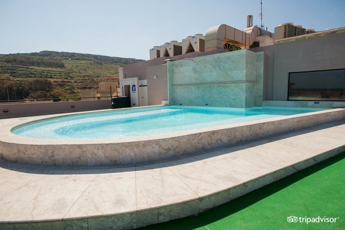 Hotel Calypso Gozo Pool Pictures & Reviews - Tripadvisor