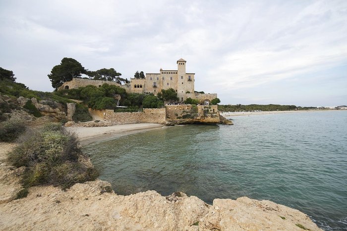 #altafulla 5 pasos de #altaburg paseo #romantico #playa #castillo #tamarit