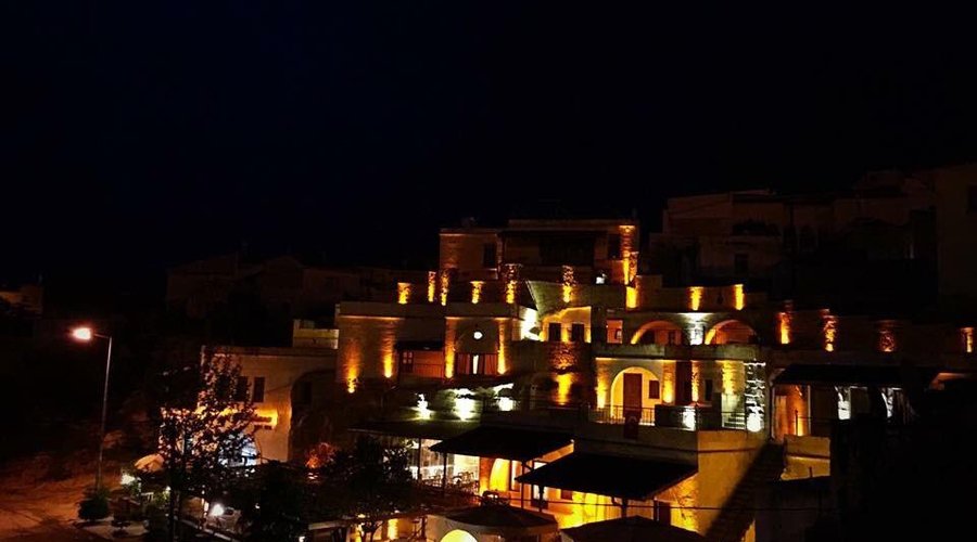 Otel Akşam