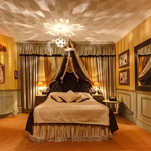 Themed room at the Pelirocco