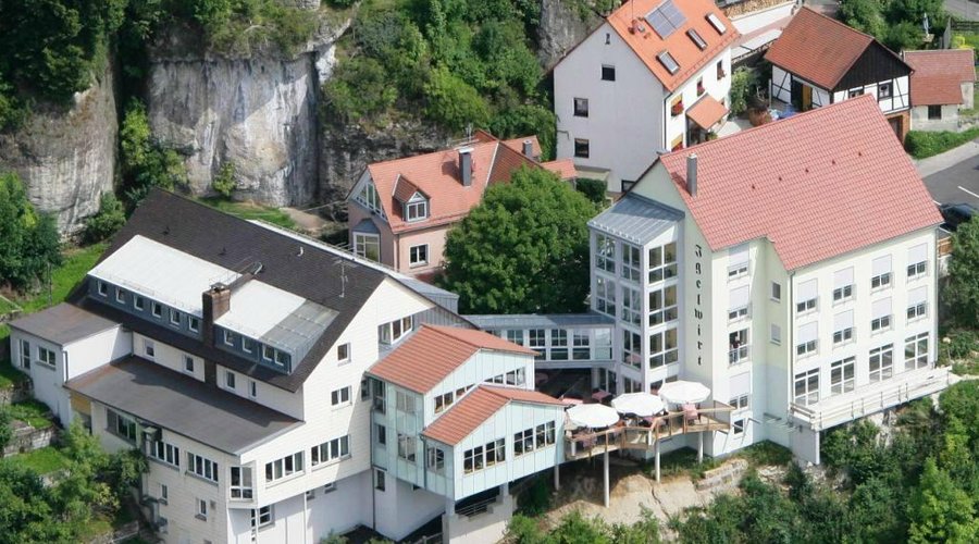 Igelwirt von Oben / Igelwirt from a Helicopter perspective