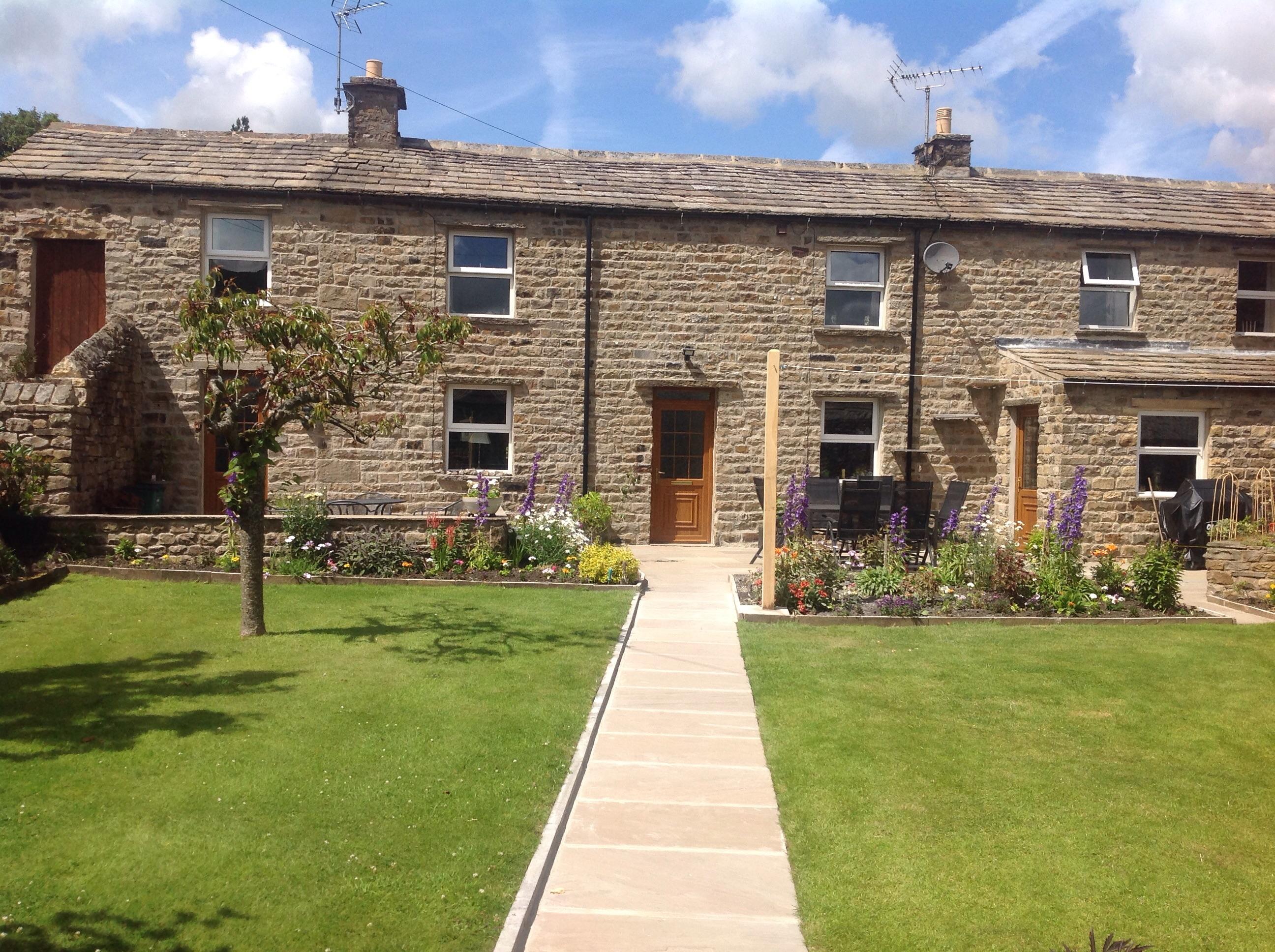 STONELEIGH B & B - Updated 2024 B&B Reviews (Muker, Yorkshire Dales ...