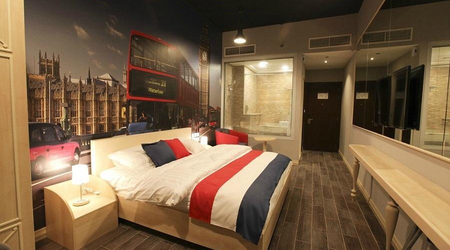 London Room