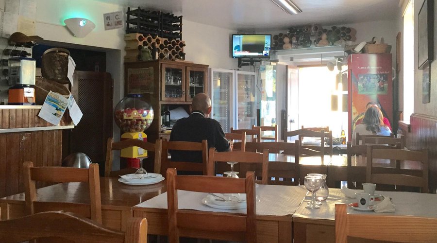 Exterior, interior e polvo a lagareiro