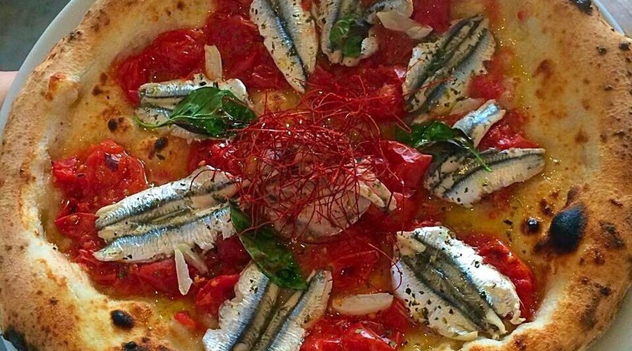 Puteoli....Piennolo,Alici del Golfo,Aglio,Origano monti Alburni e olio EVO di Peranzana Pugliese