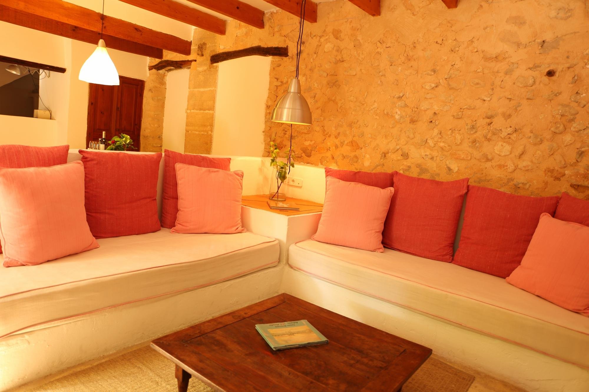 Oliver Moragues Grandhouse & Vineyard by null