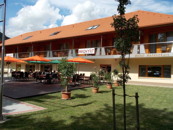 HOTEL HALASZKERT - Prices & Reviews (Badacsonytomaj, Hungary) HOTEL HALASZKERT - Prices &  Reviews (Badacsonytomaj, Hungary)