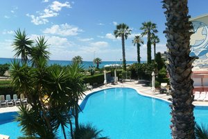 Piscina e spiaggia