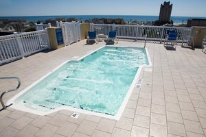 Pool und Strand