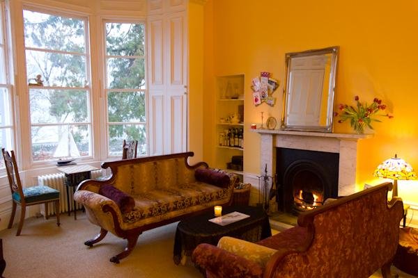 Comfortable lounge