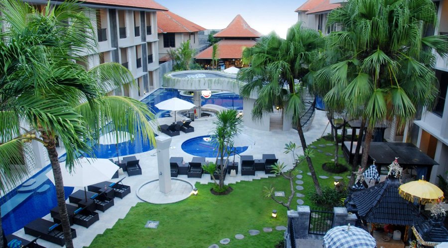 lagoon pool