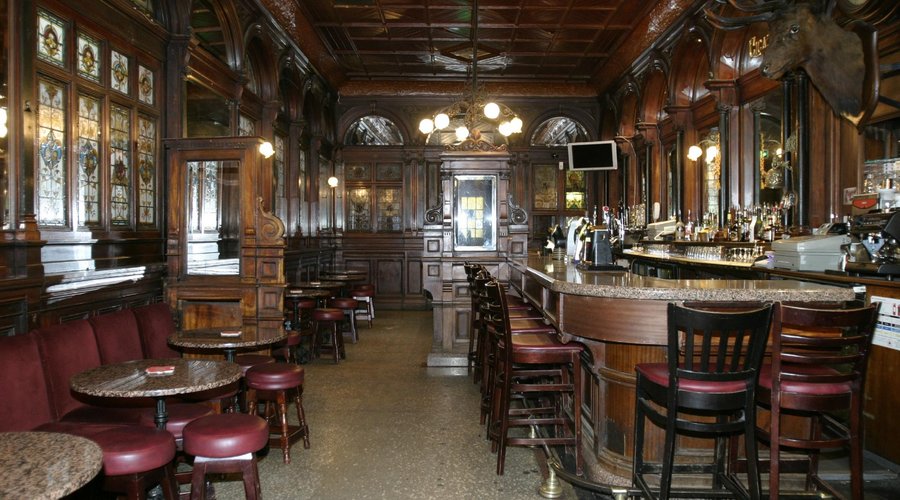 Stags Head Bar