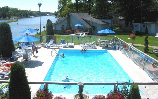 Pool area