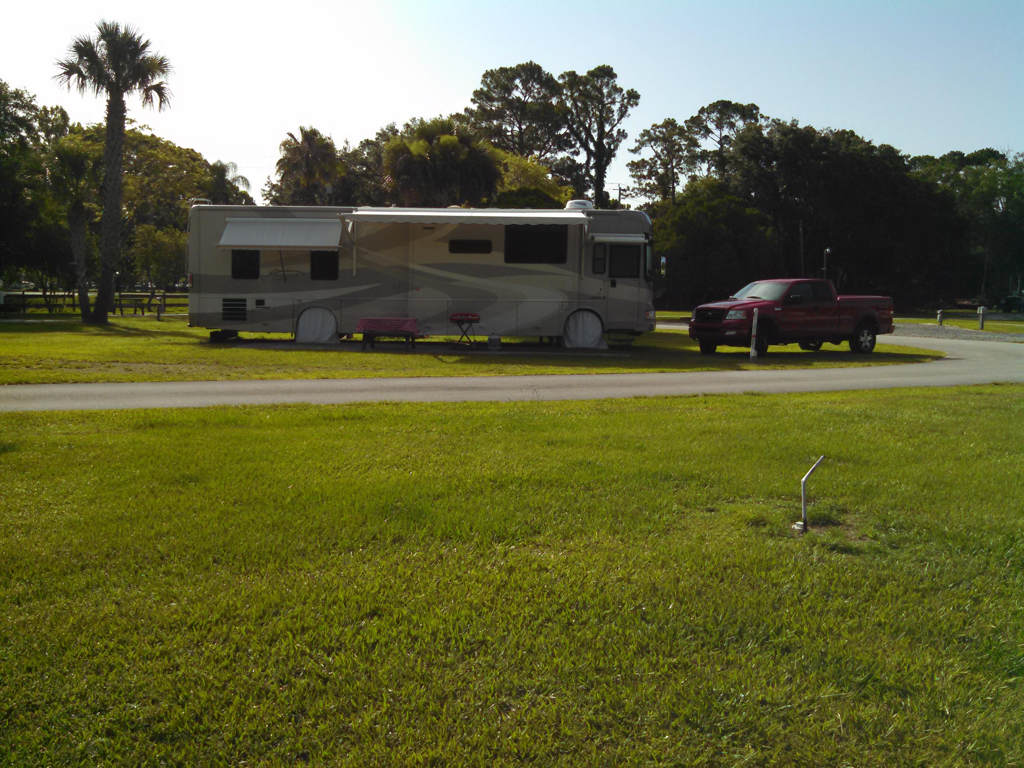 DAYTONA SPEEDWAY RV (Daytona Beach) - Campground Reviews & Photos ...