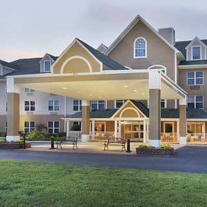 hotels in burlington nc with balcony